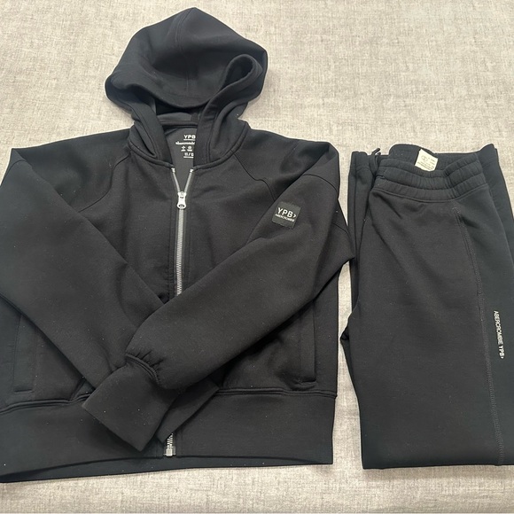 Abercrombie Kids YPB Sweatsuit